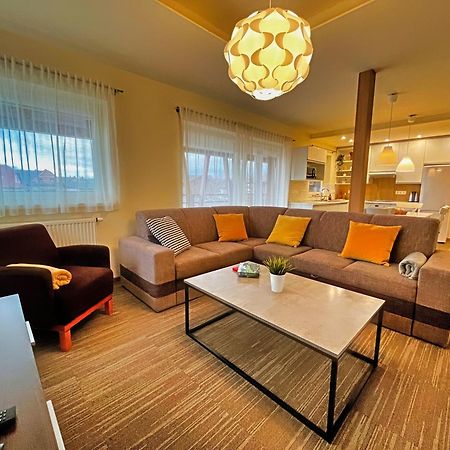 Apartmány Friends Tatry Vel'ka Lomnica Esterno foto